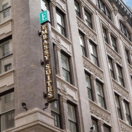 Embassy Suites Louisville Downtown Esterno foto