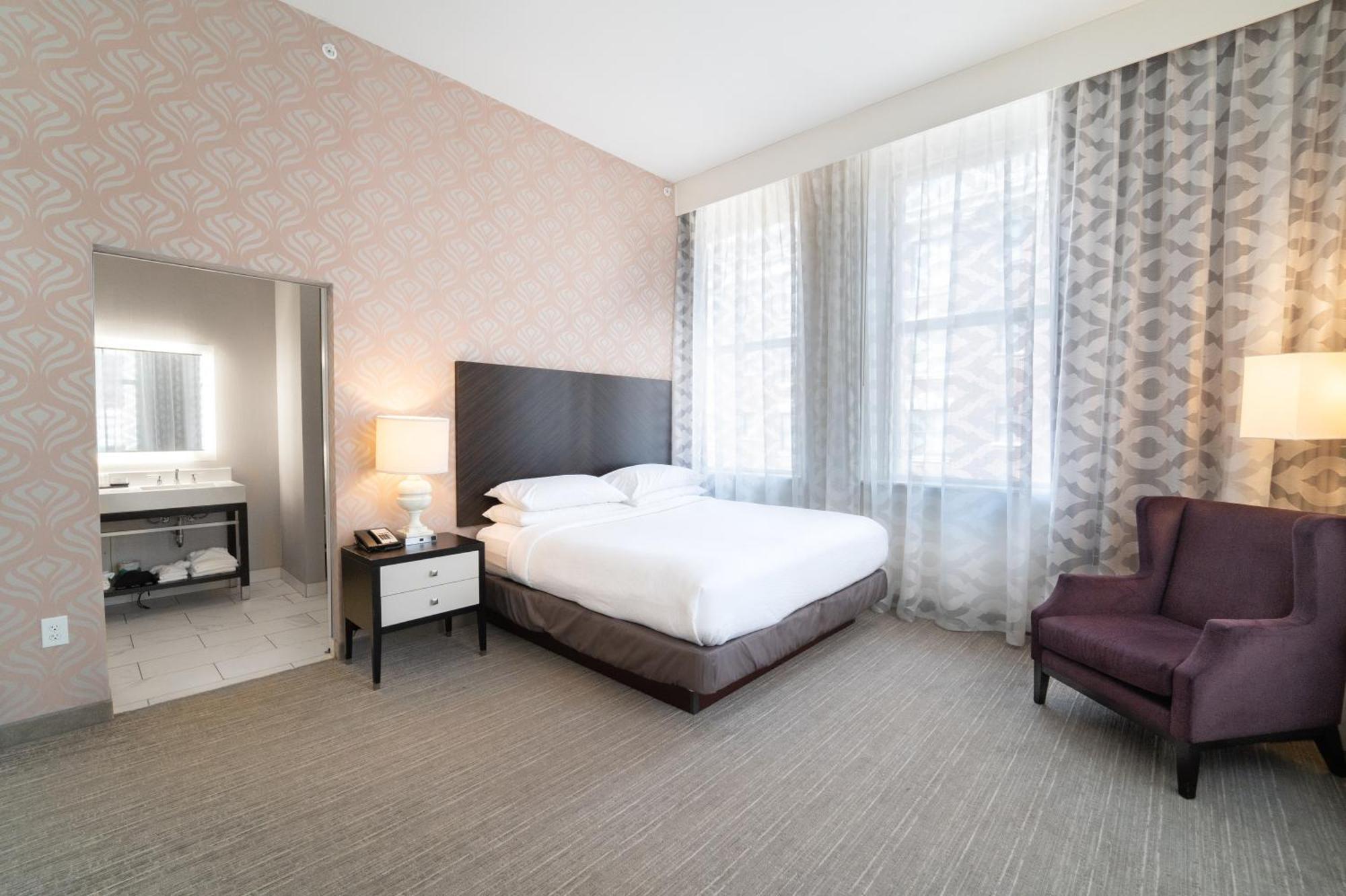 Embassy Suites Louisville Downtown Esterno foto