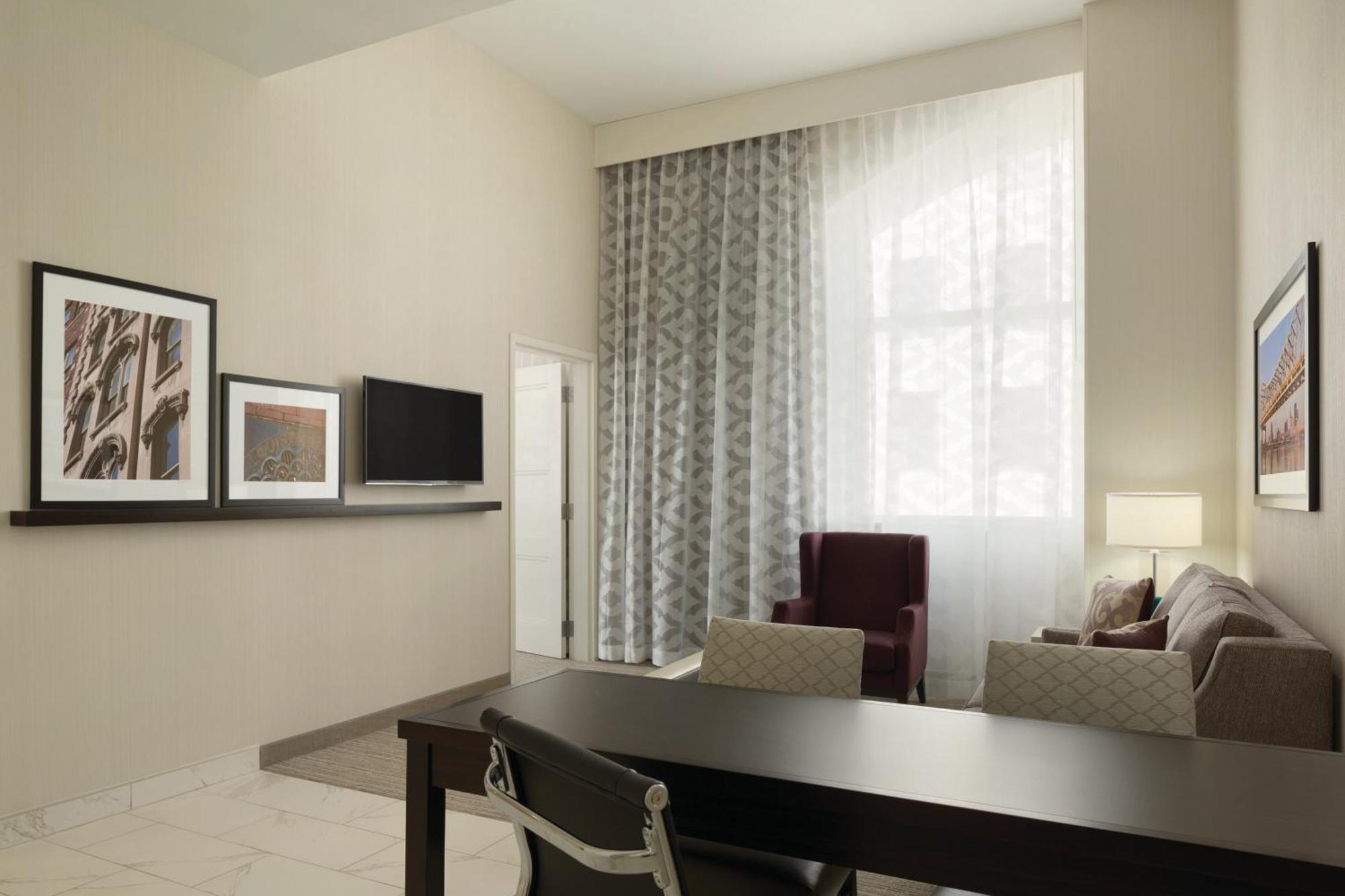 Embassy Suites Louisville Downtown Esterno foto