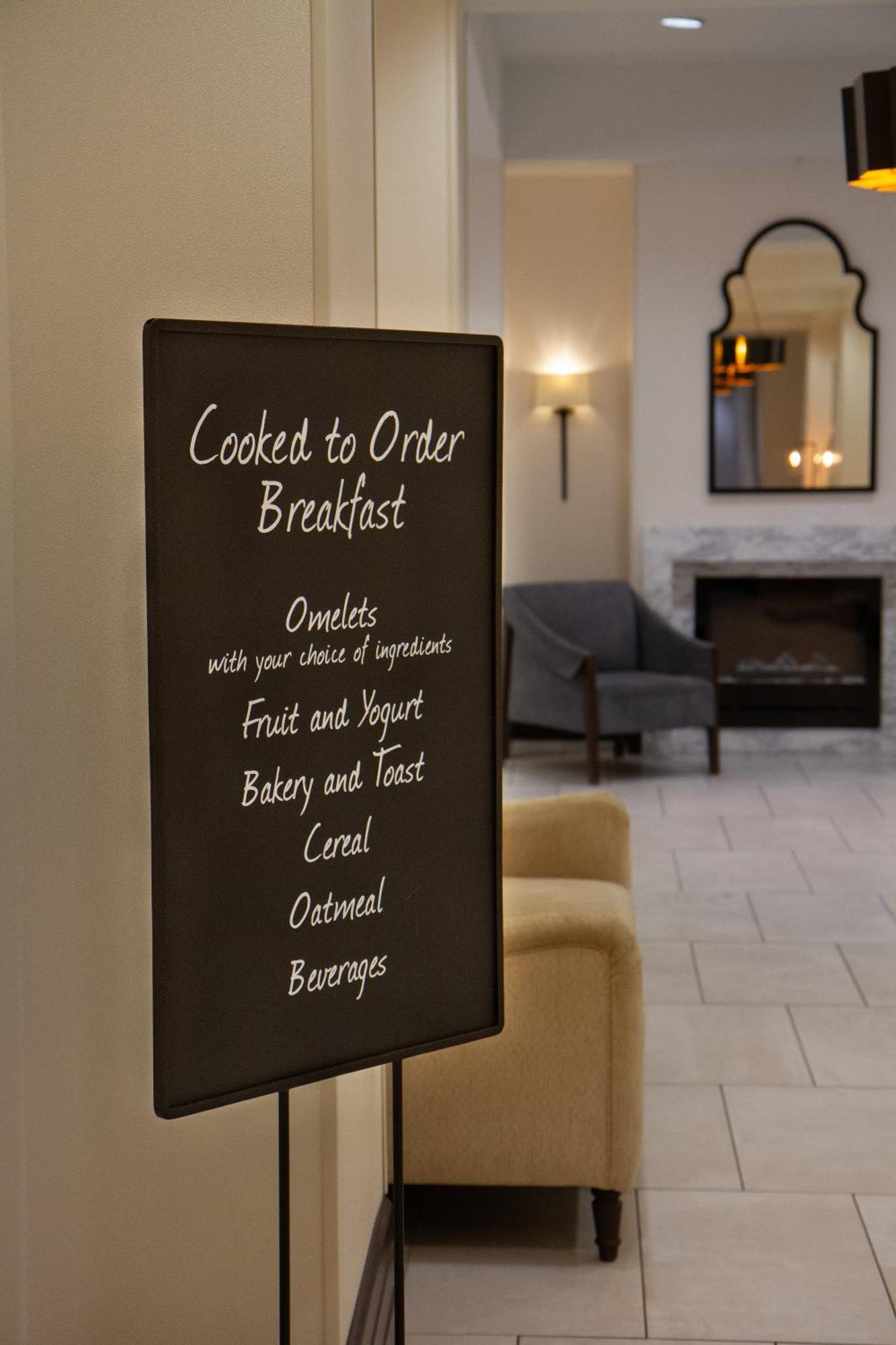 Embassy Suites Louisville Downtown Esterno foto