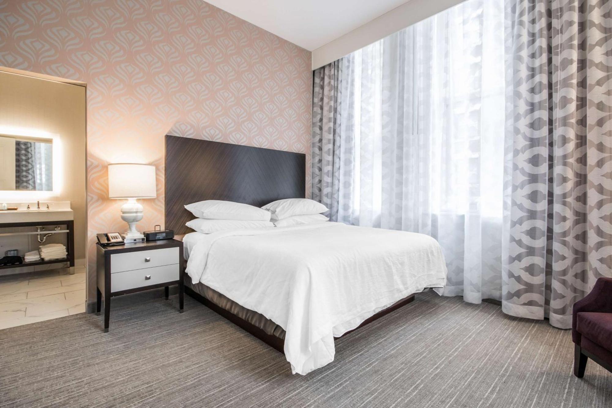 Embassy Suites Louisville Downtown Esterno foto