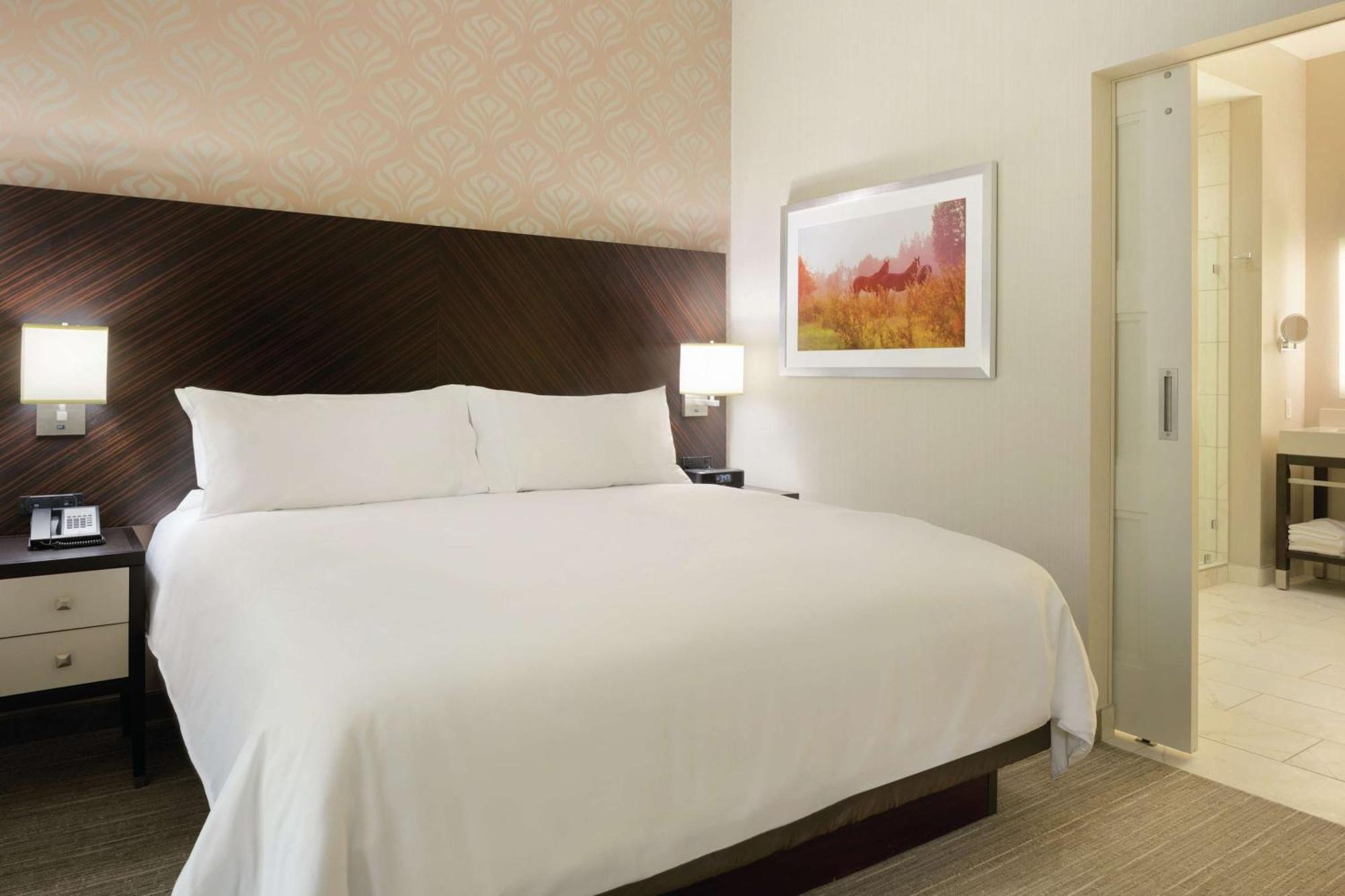 Embassy Suites Louisville Downtown Esterno foto