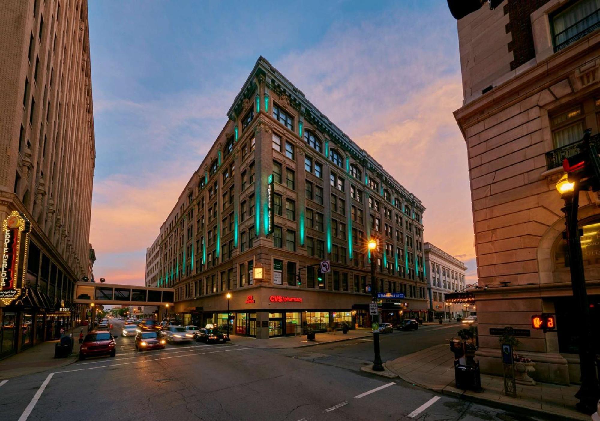 Embassy Suites Louisville Downtown Esterno foto